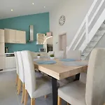 Near High Fens Nature Park Nyaraló