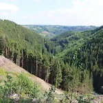 Near High Fens Nature Park Semesterbostad