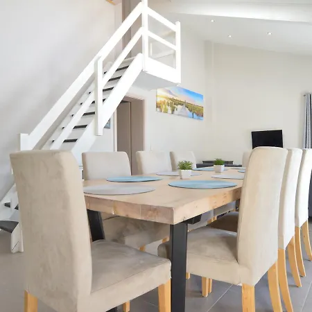 Holiday home Quaint In Mont Near High Fens Nature Park Malmedy